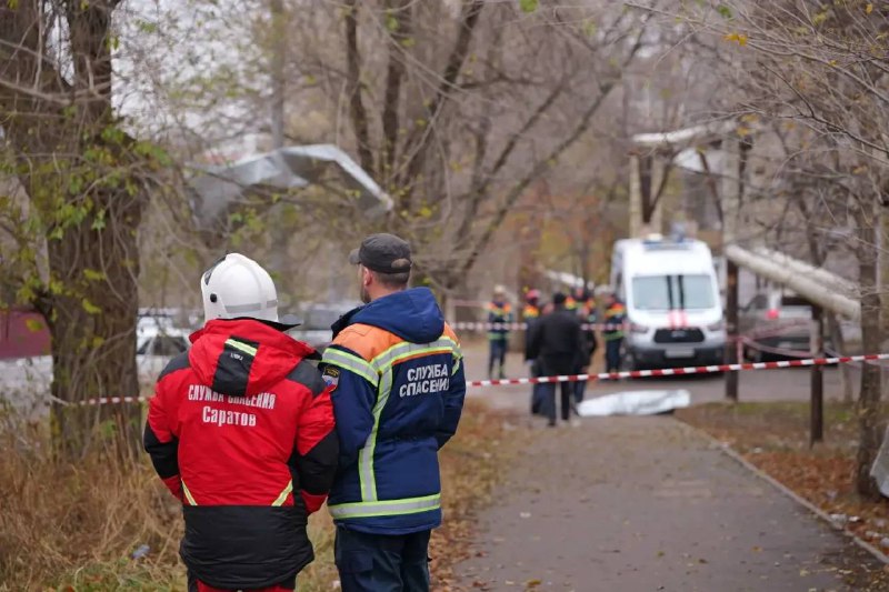 В результате атаки украинских беспилотников пострадала саратовчанка